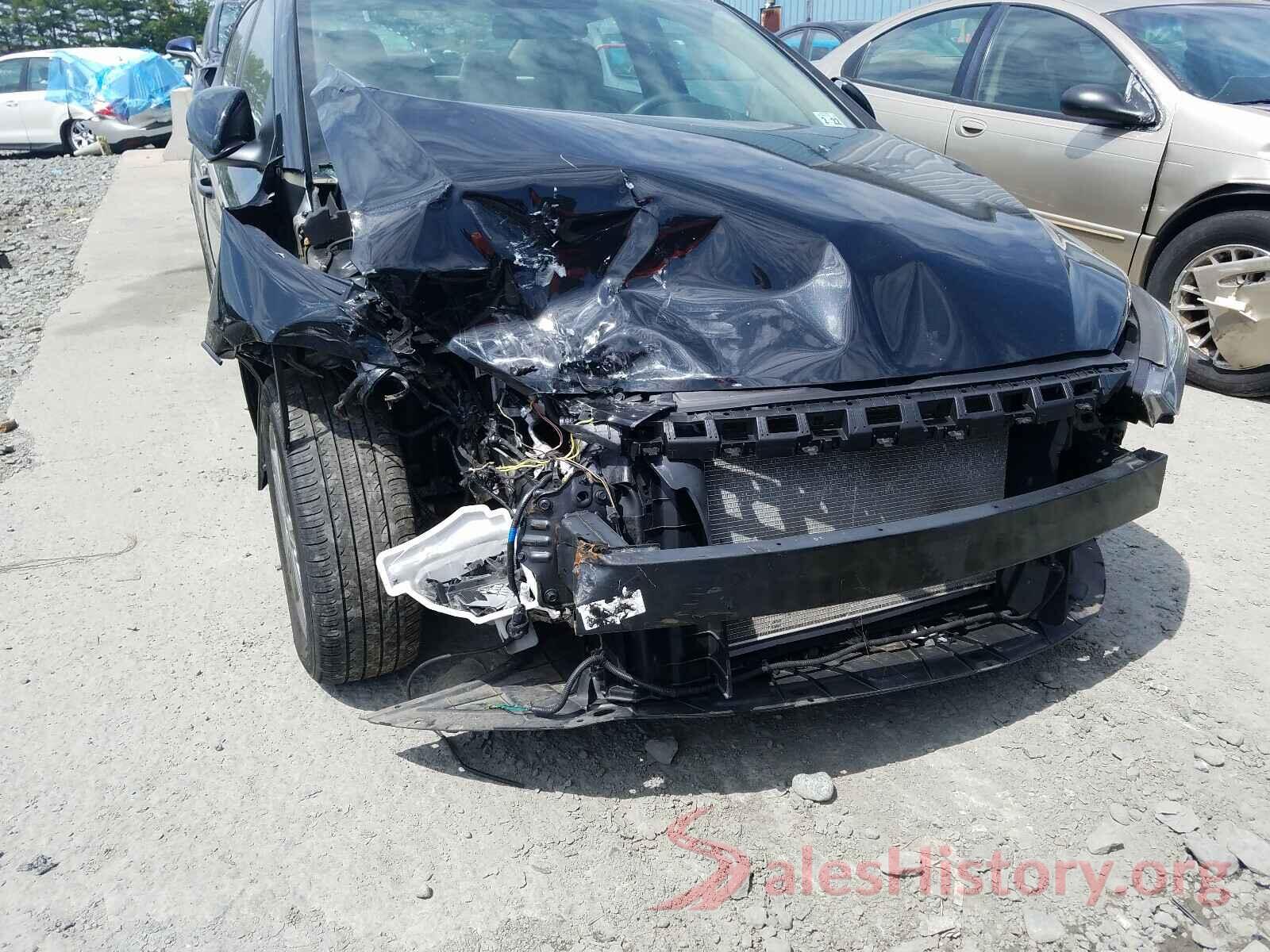 5NPD84LF8HH182417 2017 HYUNDAI ELANTRA