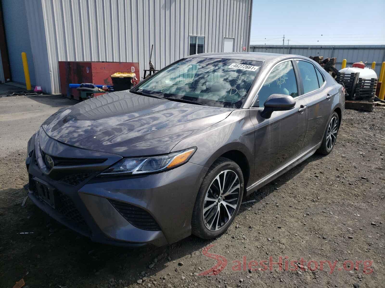 4T1B11HK0JU642175 2018 TOYOTA CAMRY