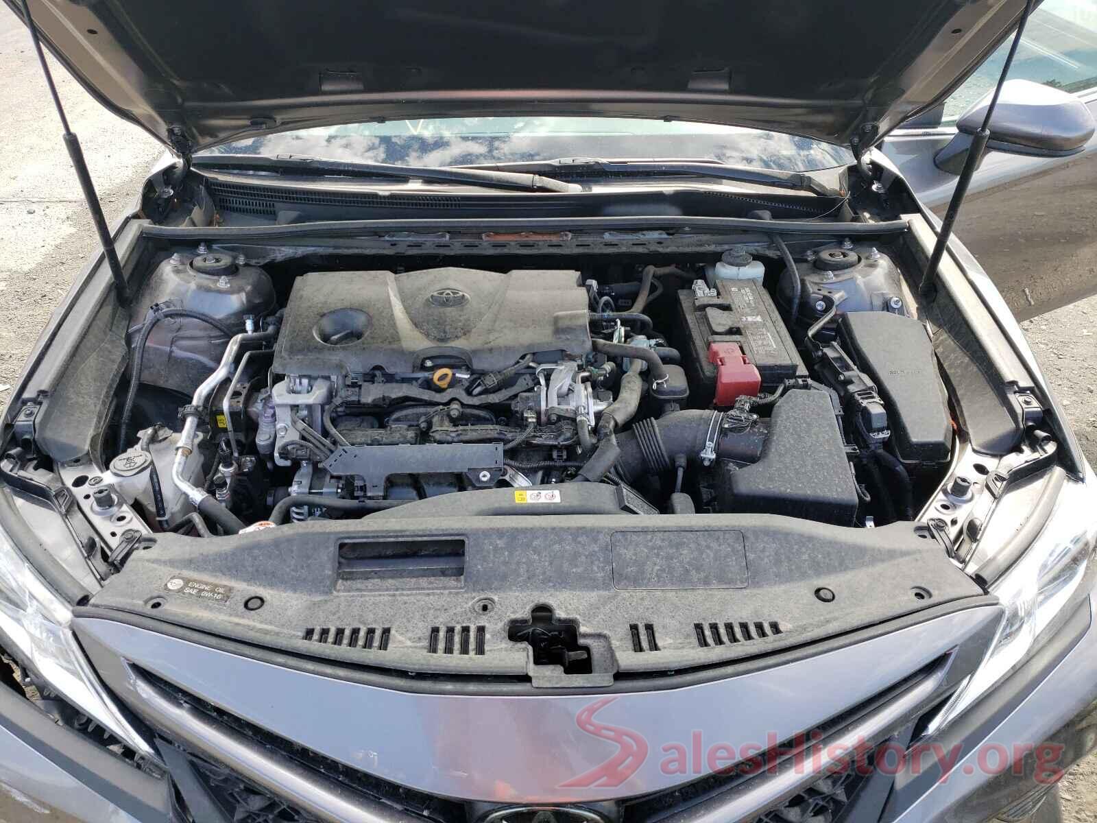 4T1B11HK0JU642175 2018 TOYOTA CAMRY