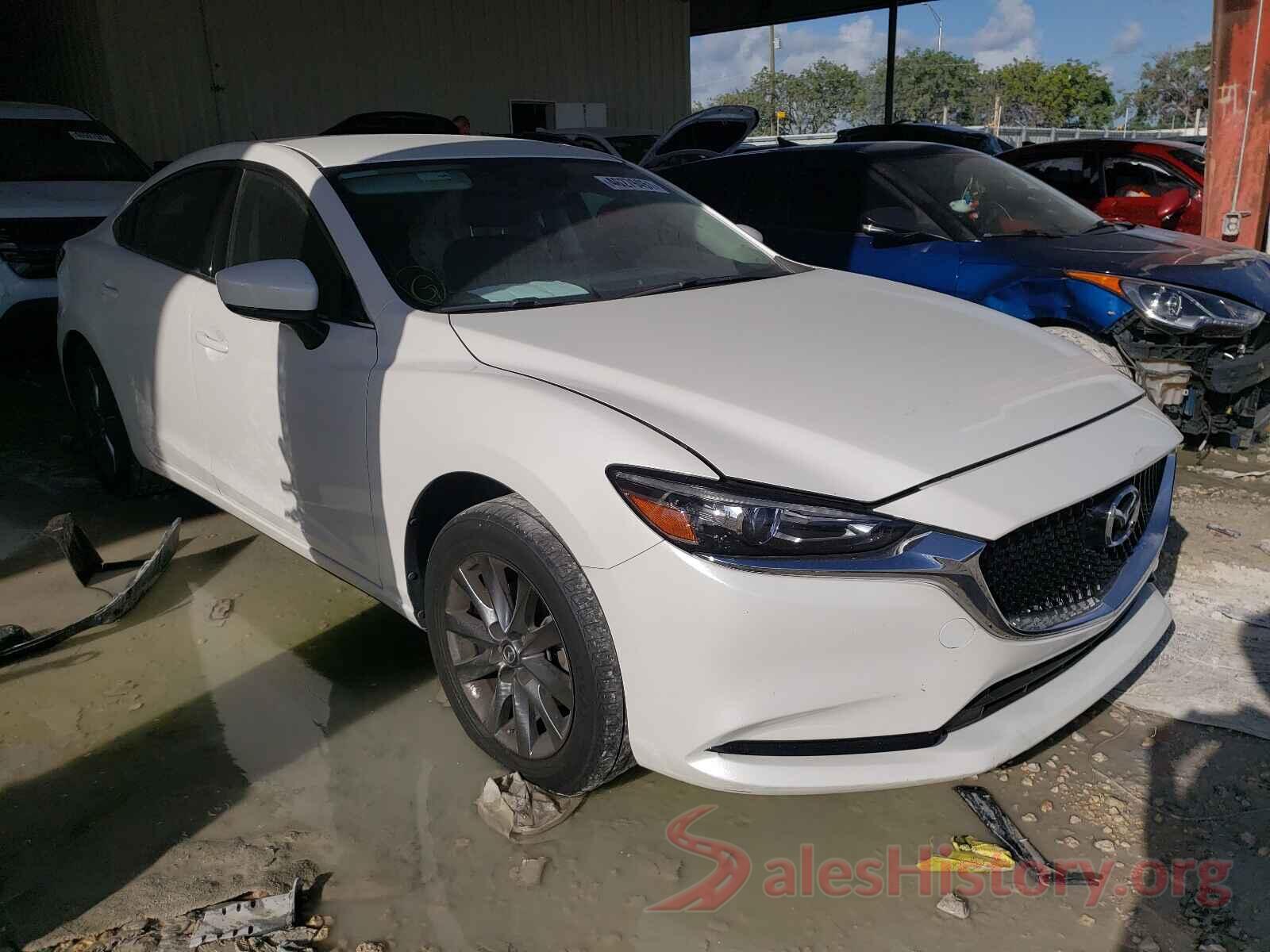 JM1GL1UM1J1335076 2018 MAZDA 6