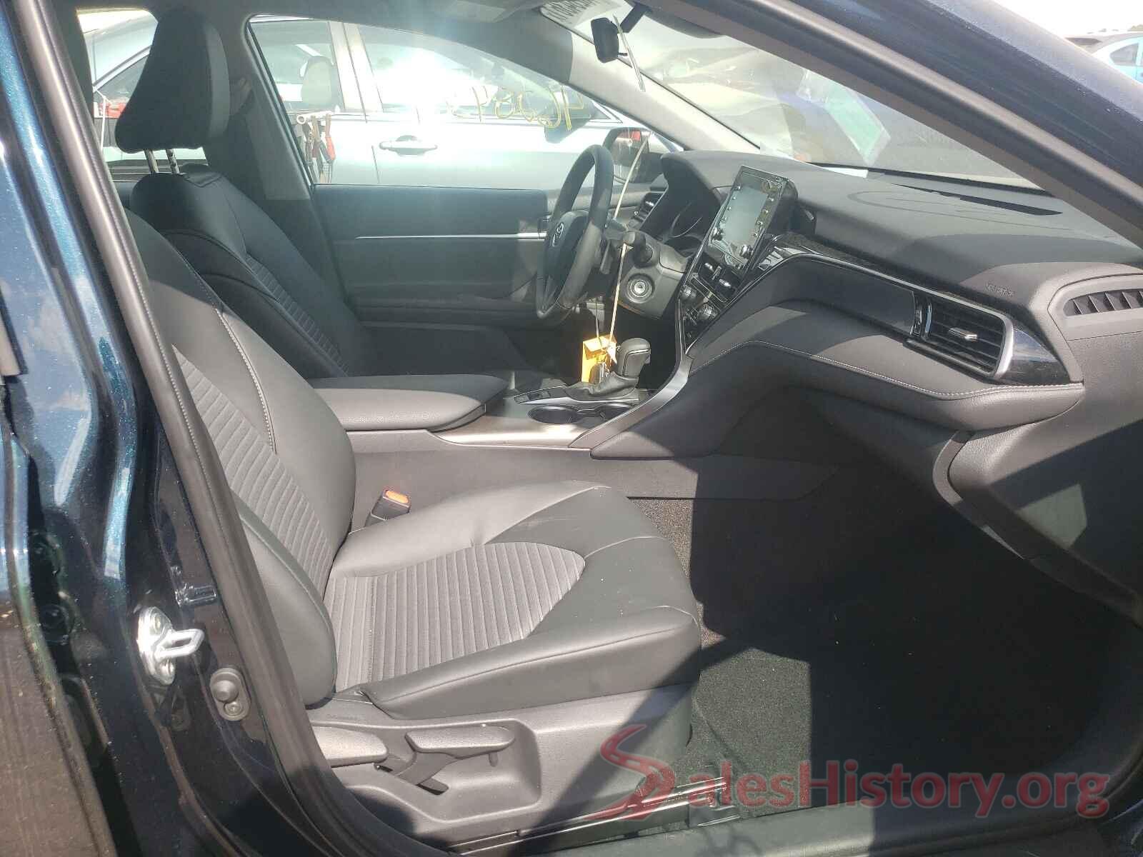 4T1G11BK1MU031879 2021 TOYOTA CAMRY