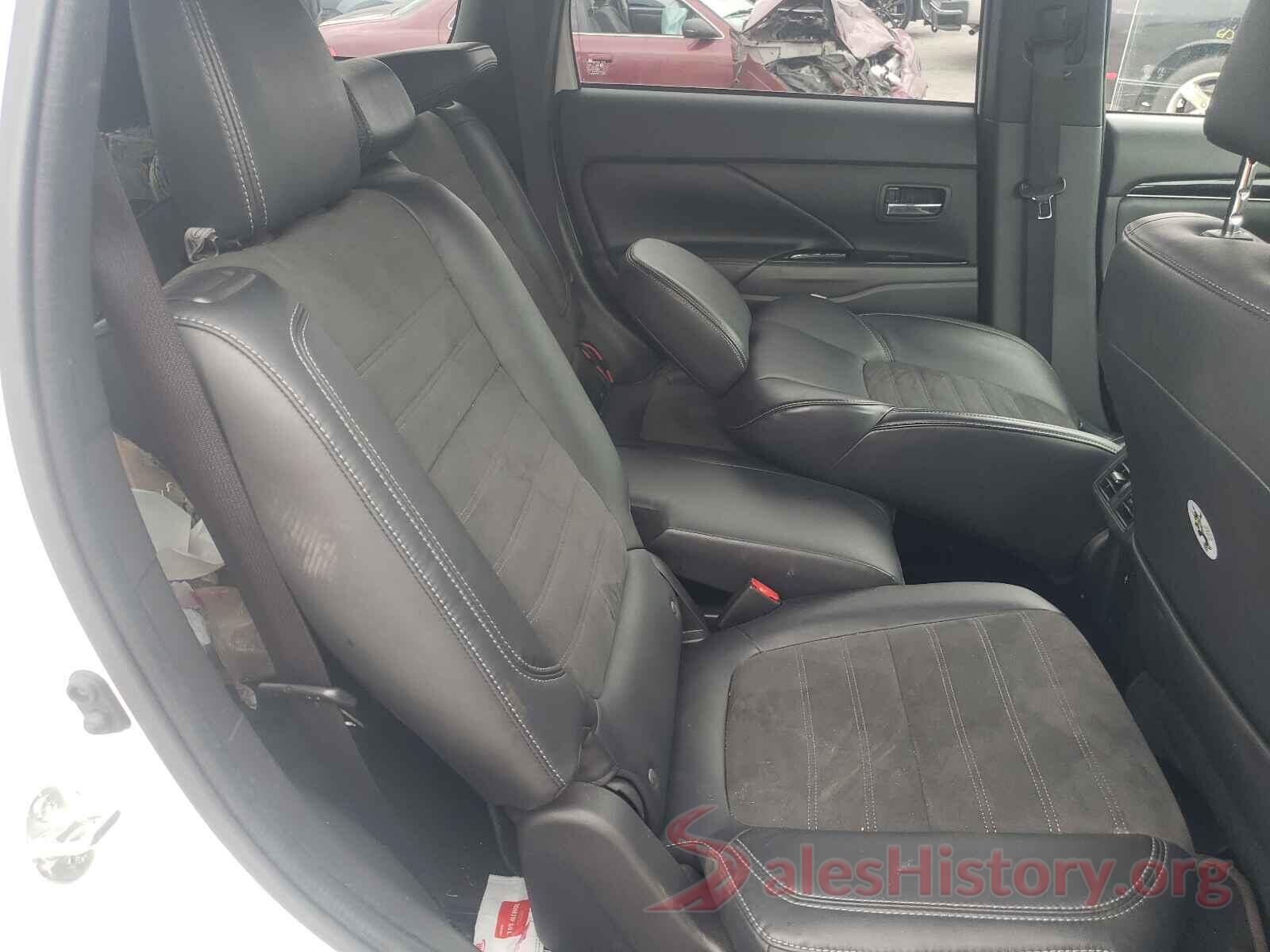 JA4AD3A30KZ051803 2019 MITSUBISHI OUTLANDER