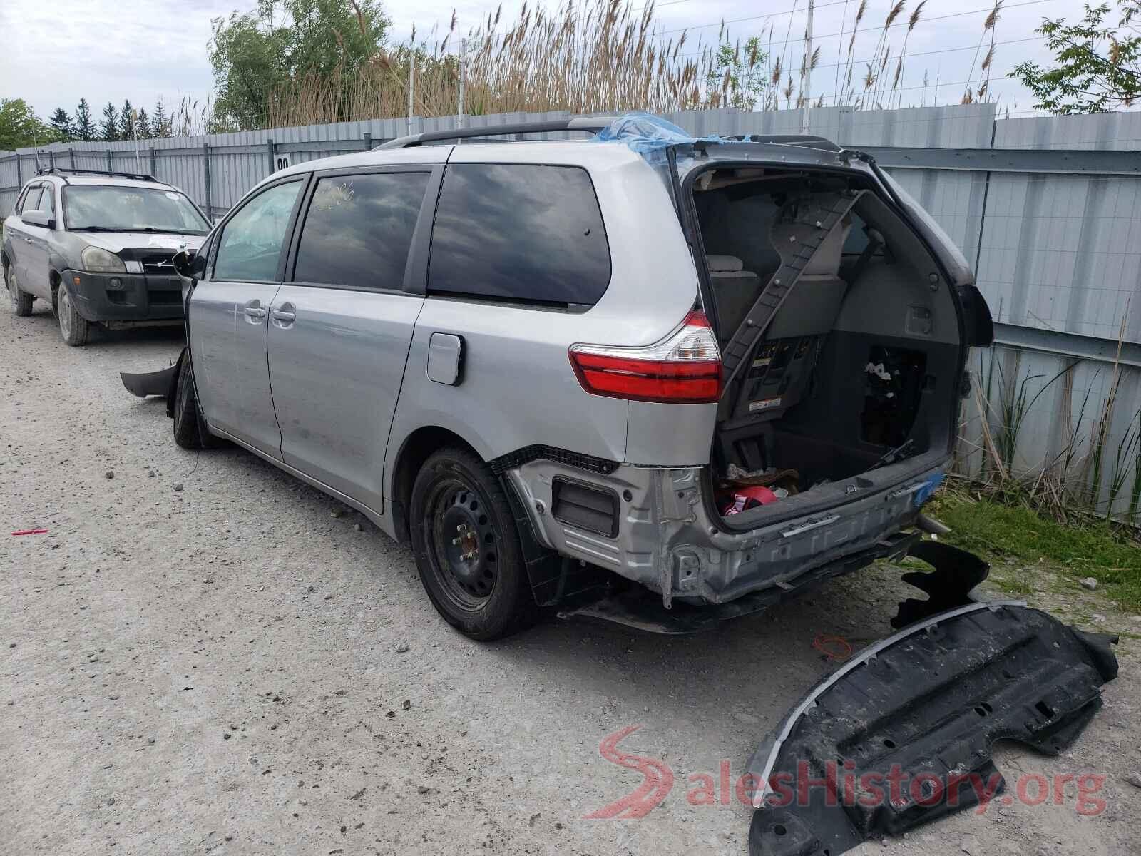 5TDKZ3DC1HS888982 2017 TOYOTA SIENNA