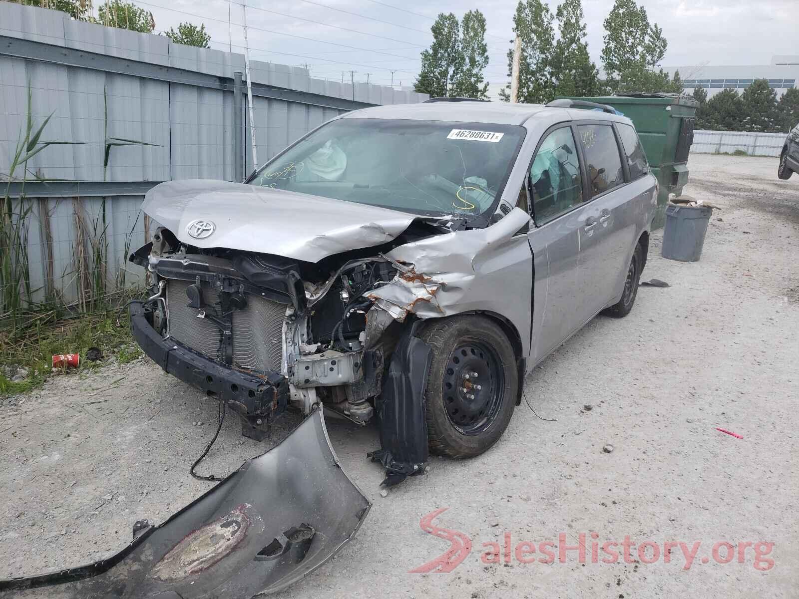 5TDKZ3DC1HS888982 2017 TOYOTA SIENNA