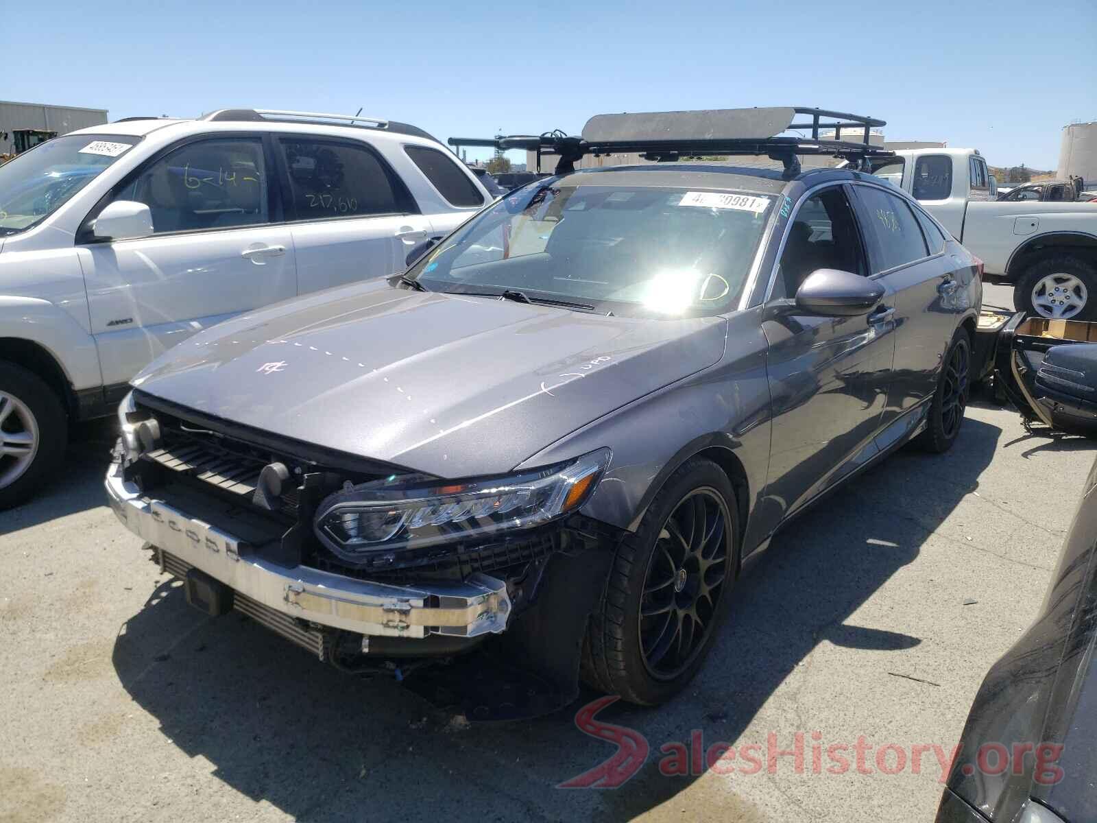 1HGCV1F3XJA132413 2018 HONDA ACCORD