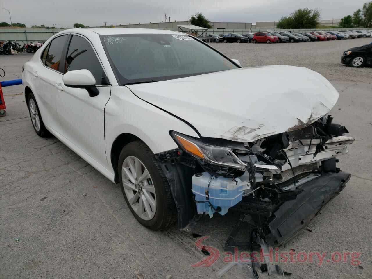 4T1C11AK9MU477228 2021 TOYOTA CAMRY