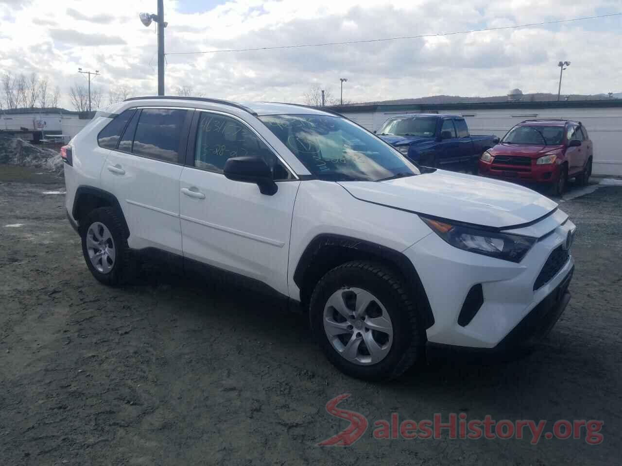 JTMF1RFV5KJ012821 2019 TOYOTA RAV4