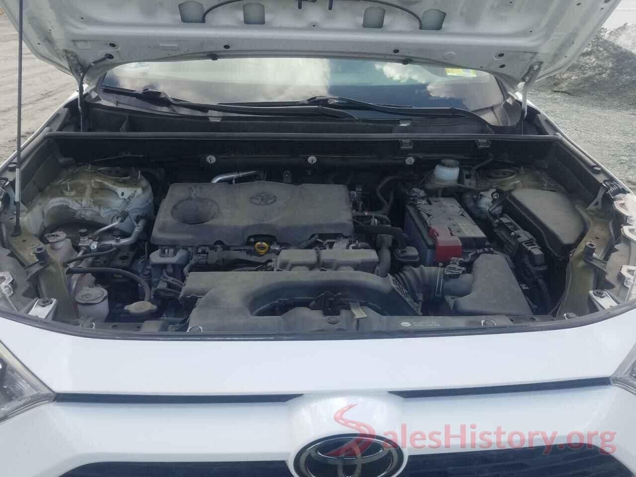 JTMF1RFV5KJ012821 2019 TOYOTA RAV4