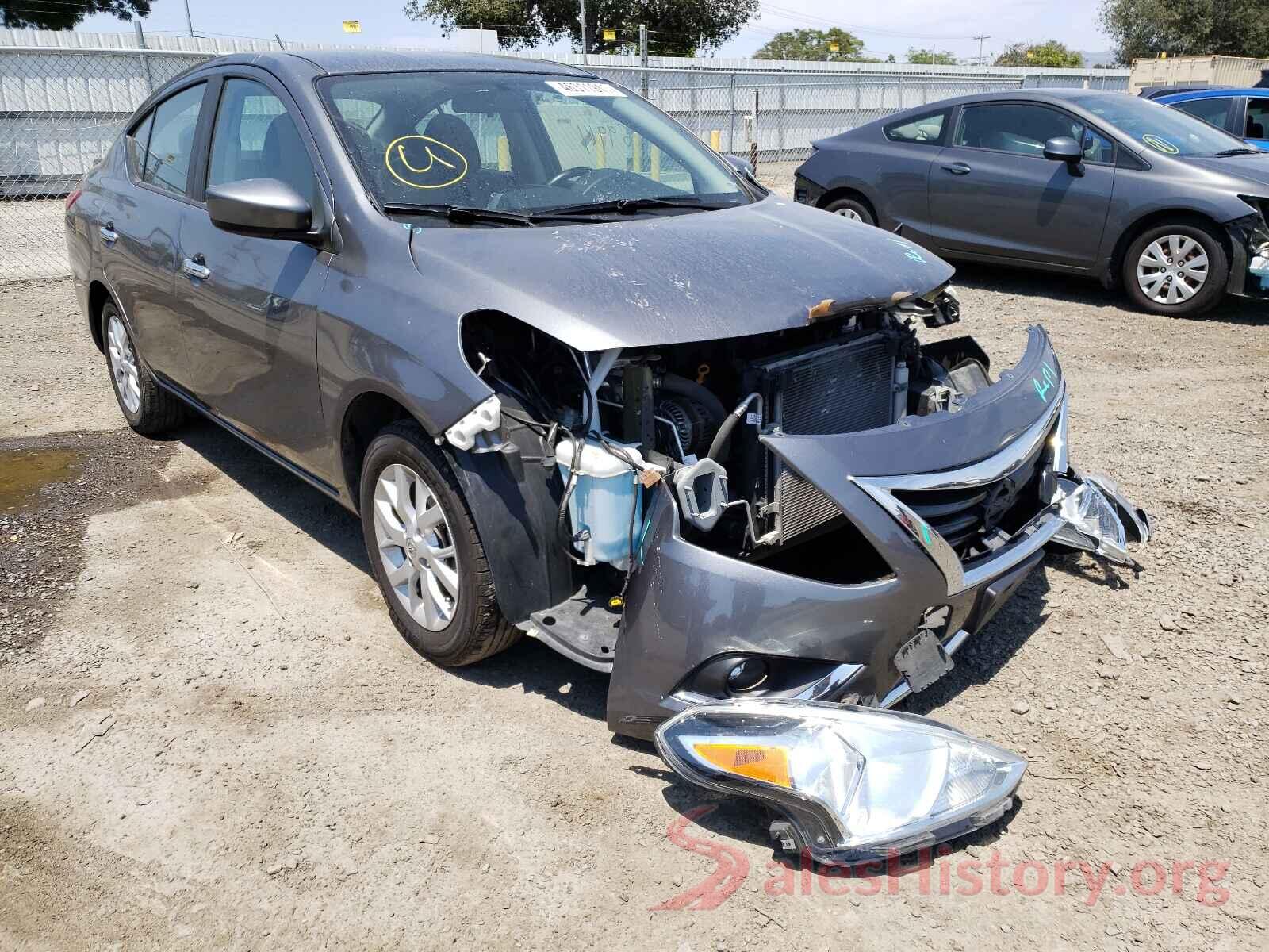 3N1CN7AP6JL835689 2018 NISSAN VERSA