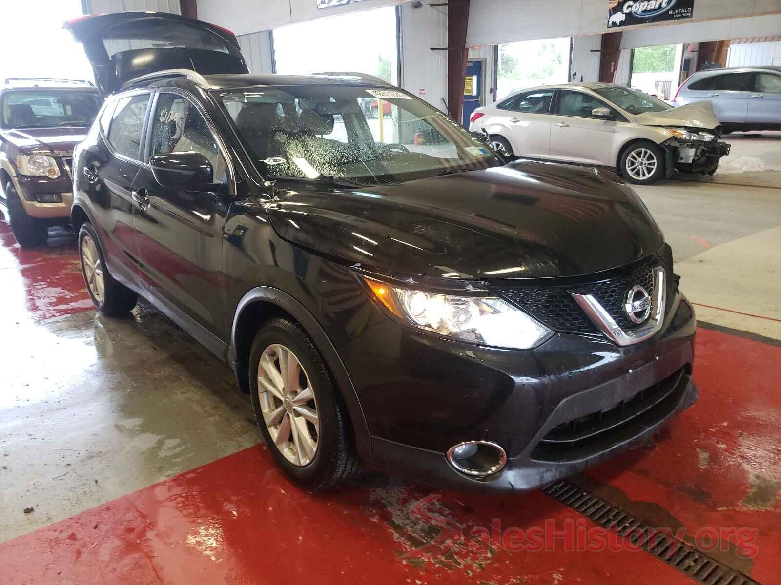 JN1BJ1CR6HW137221 2017 NISSAN ROGUE