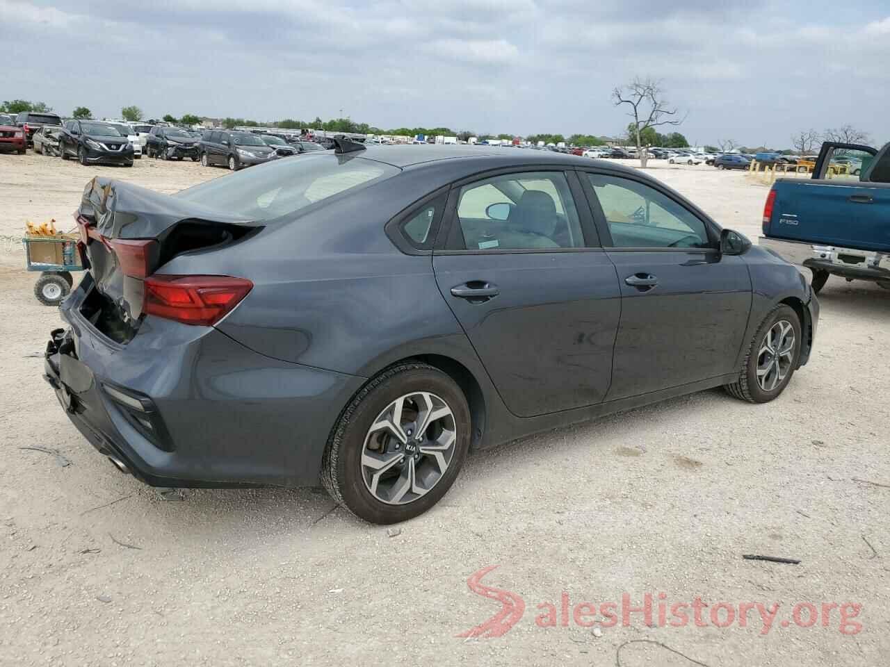 3KPF24AD9KE027544 2019 KIA FORTE