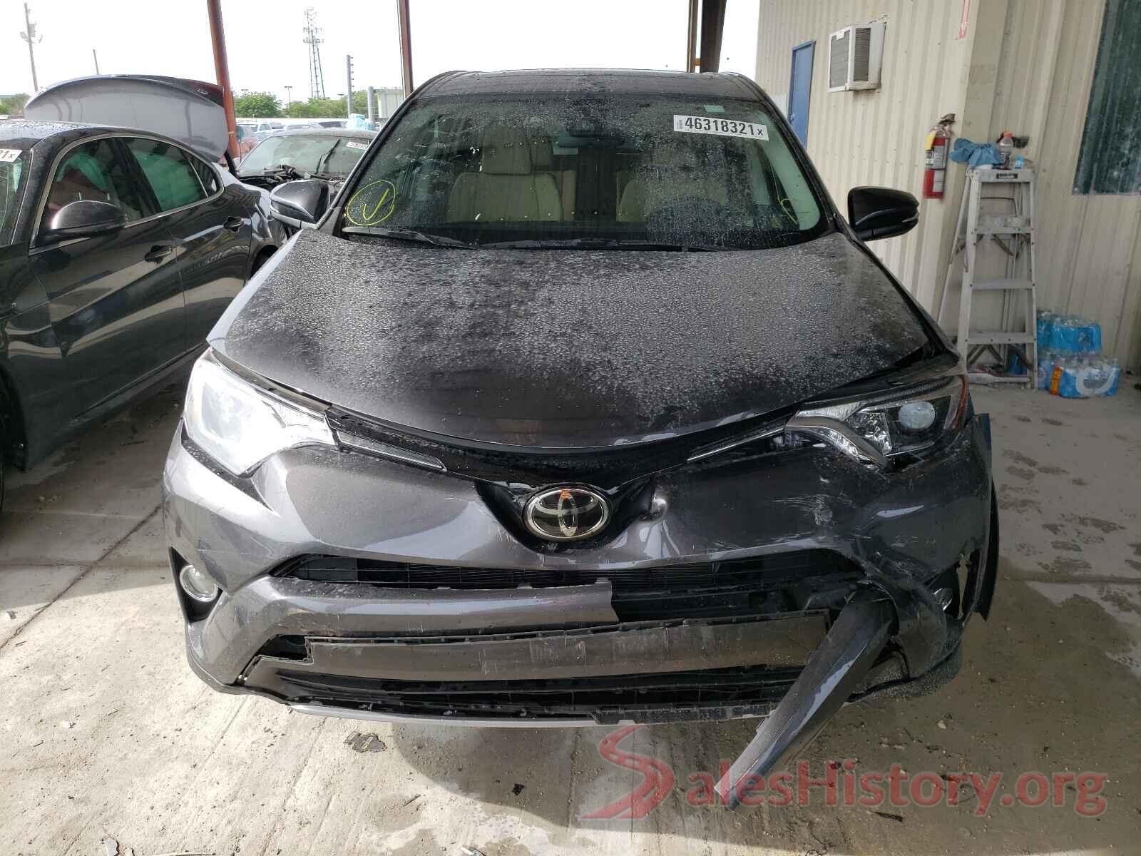 2T3WFREV9JW517795 2018 TOYOTA RAV4