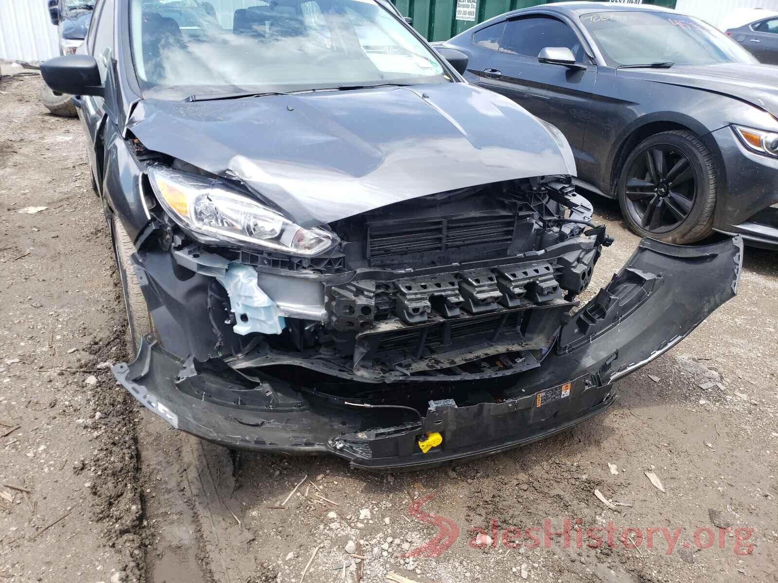 1FADP3E25JL215839 2018 FORD FOCUS