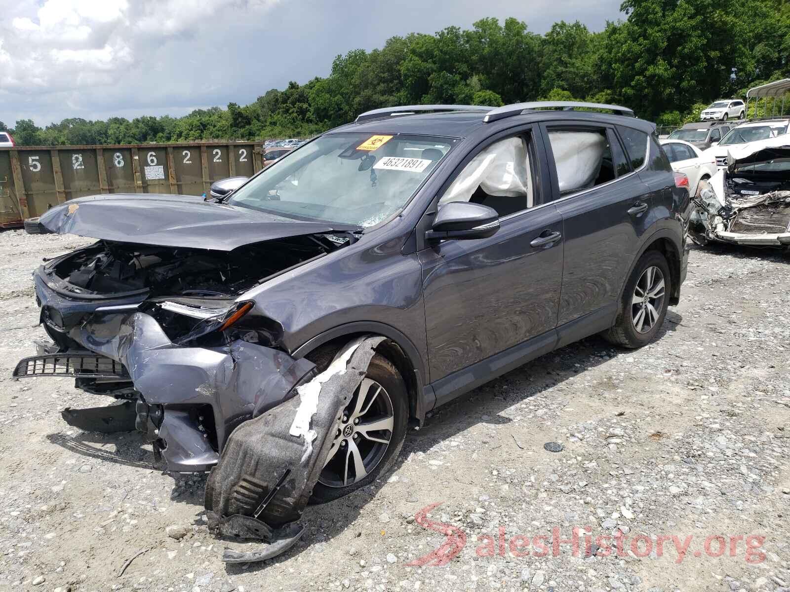 JTMRFREV6JJ720056 2018 TOYOTA RAV4