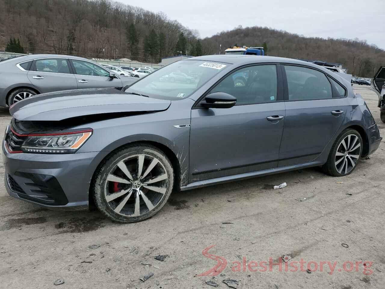 1VWJM7A39JC026569 2018 VOLKSWAGEN PASSAT