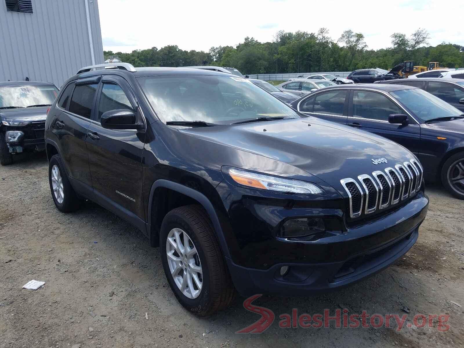 1C4PJMCS3HW530262 2017 JEEP CHEROKEE