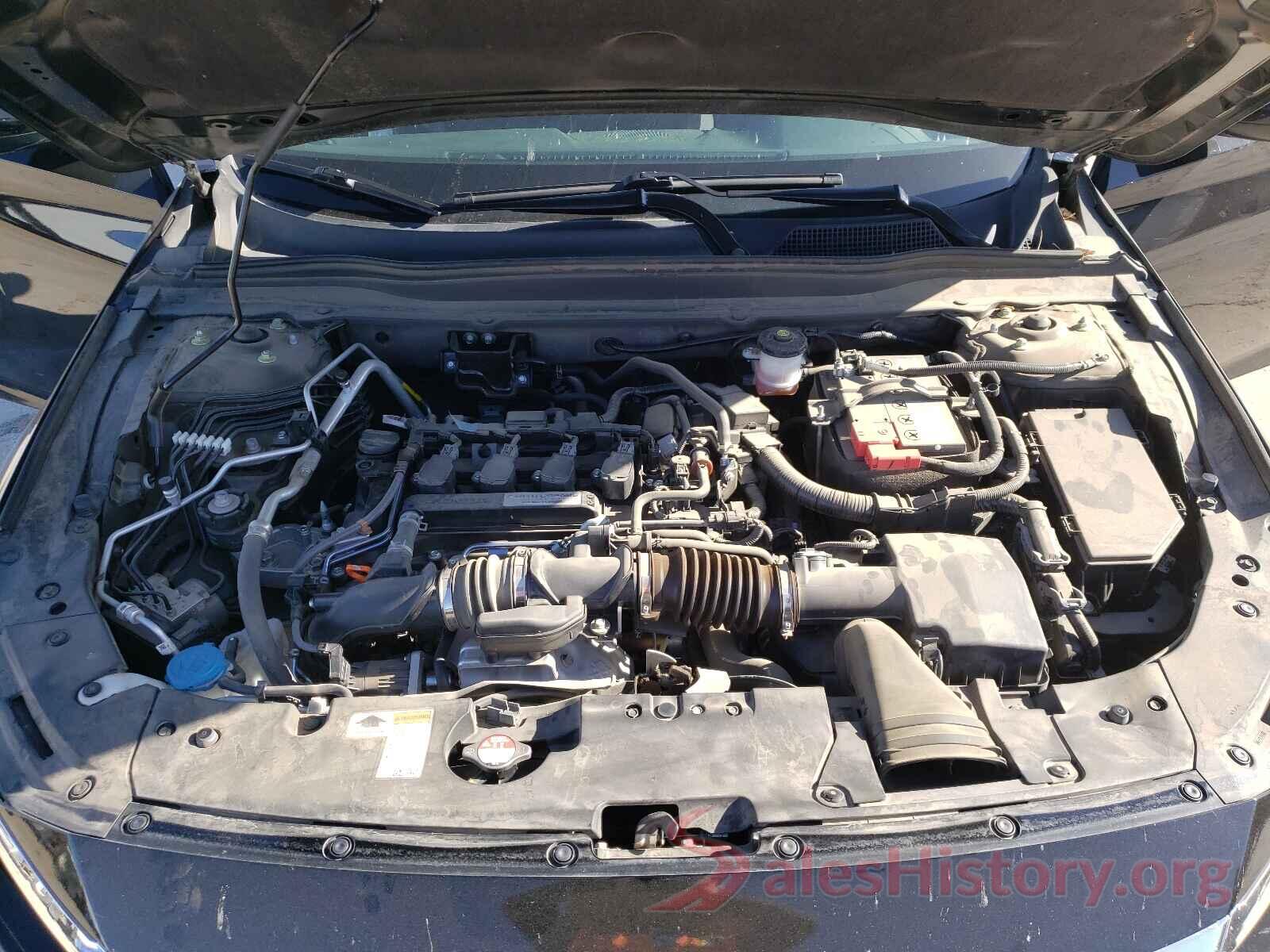 1HGCV1F4XJA019540 2018 HONDA ACCORD