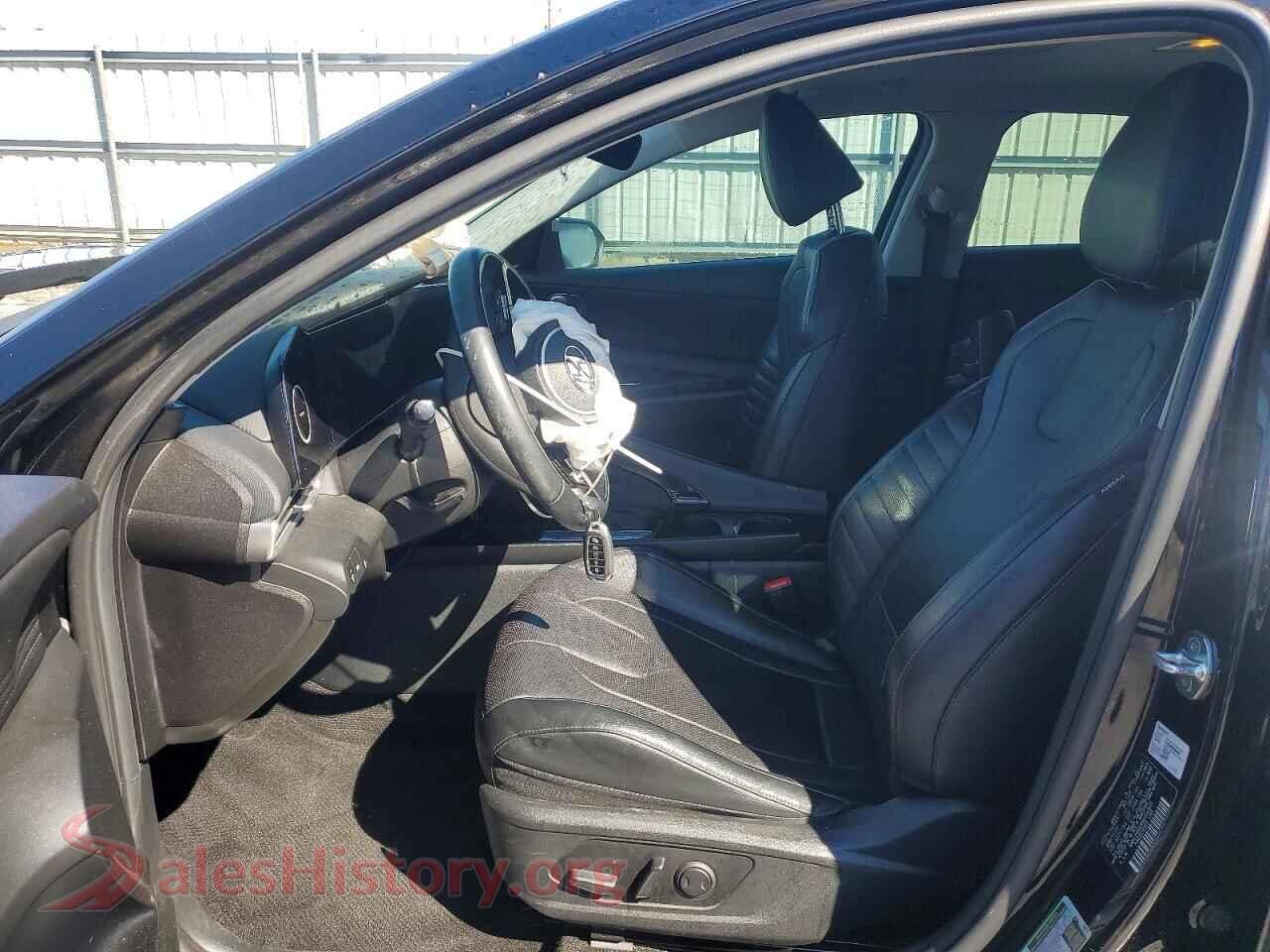 2022 HYUNDAI ELANTRA VIN KMHLP4AGXNU356835, engine bay