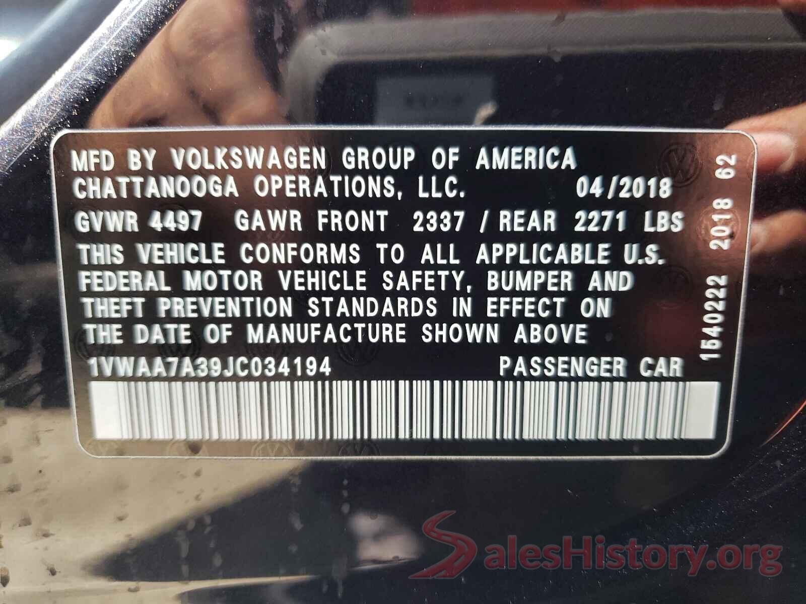 1VWAA7A39JC034194 2018 VOLKSWAGEN PASSAT