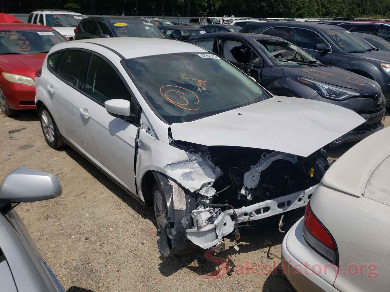 1FADP3K28JL327121 2018 FORD FOCUS