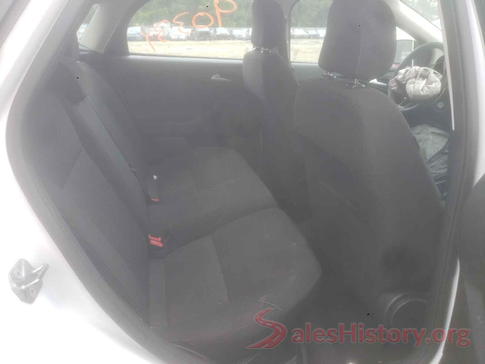 1FADP3K28JL327121 2018 FORD FOCUS