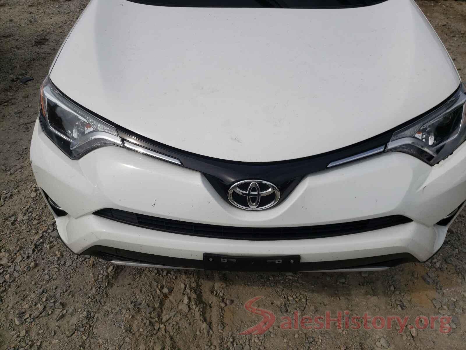 JTMRFREV0GJ096439 2016 TOYOTA RAV4