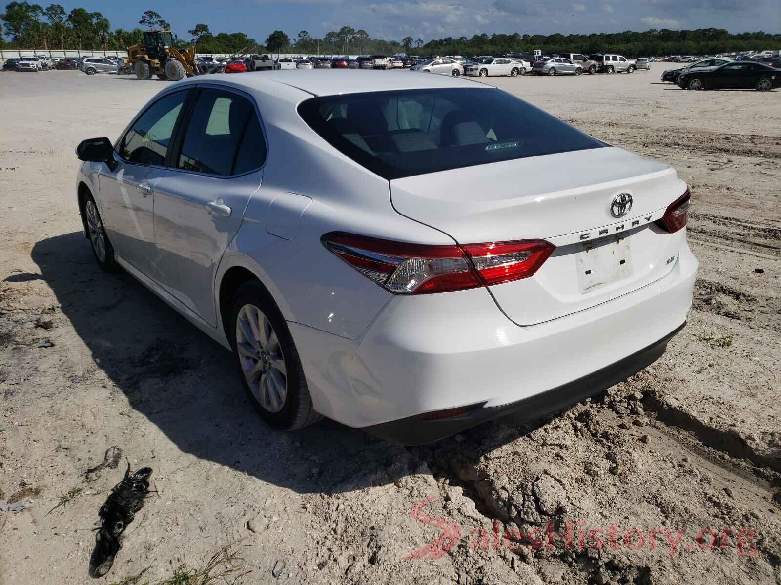 4T1B11HK1JU668705 2018 TOYOTA CAMRY