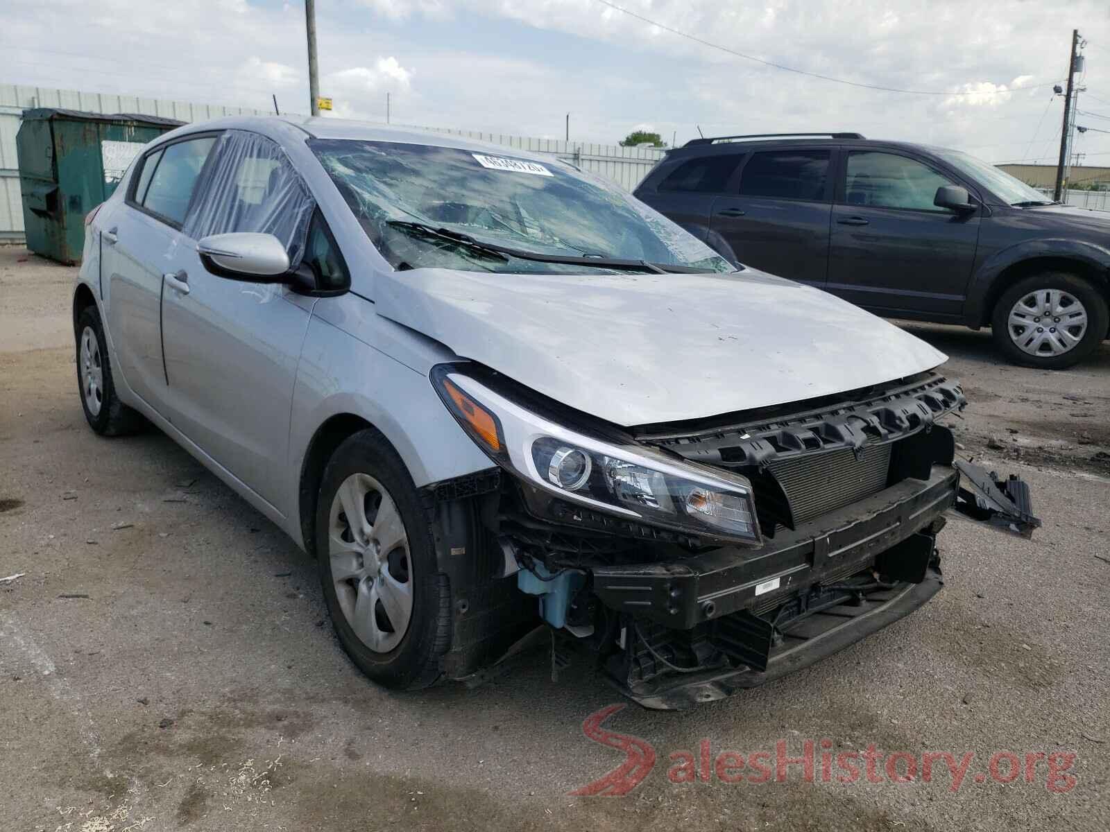 KNAFK5A82H5671395 2017 KIA FORTE