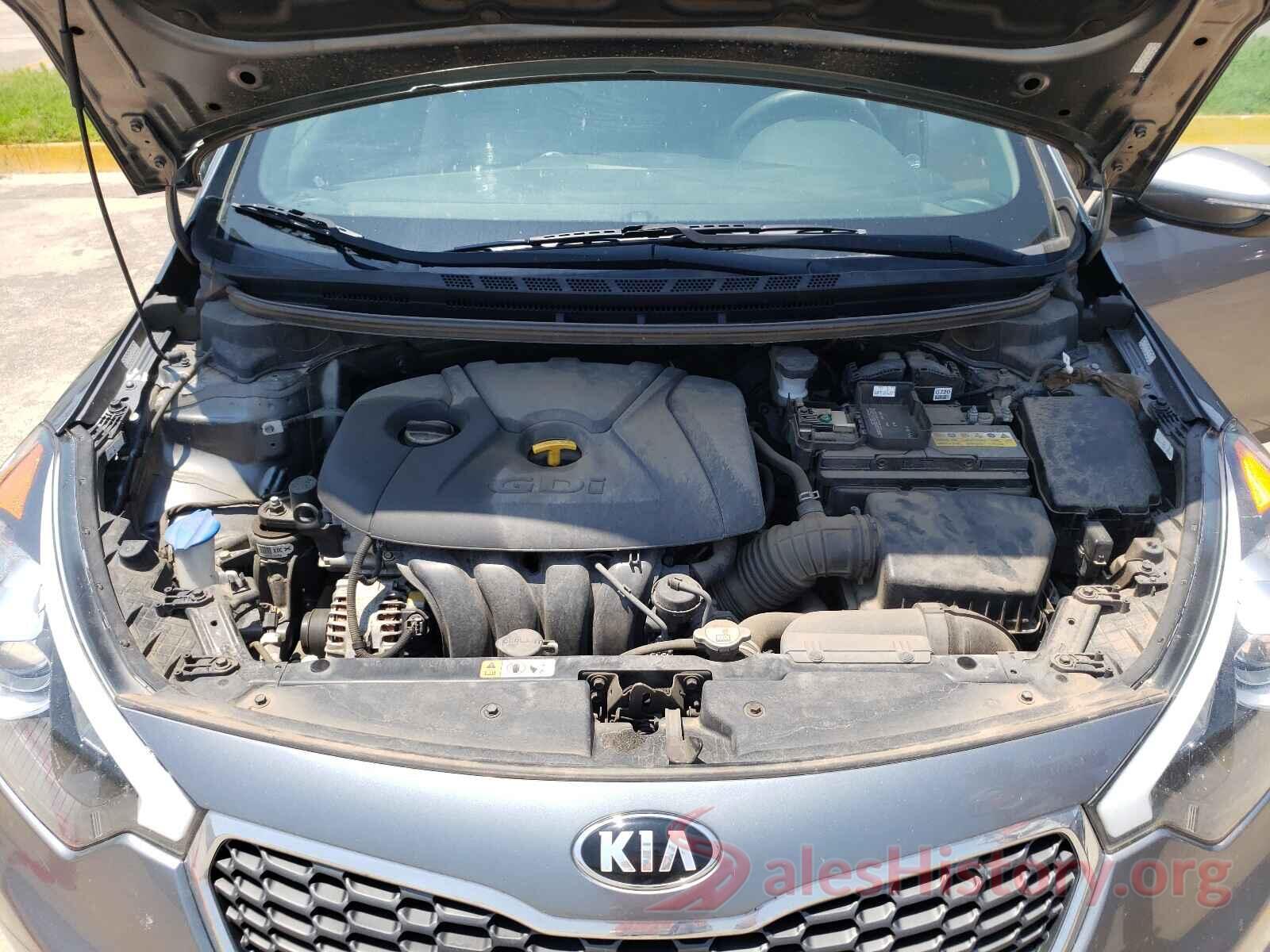 KNAFK5A89G5647352 2016 KIA FORTE