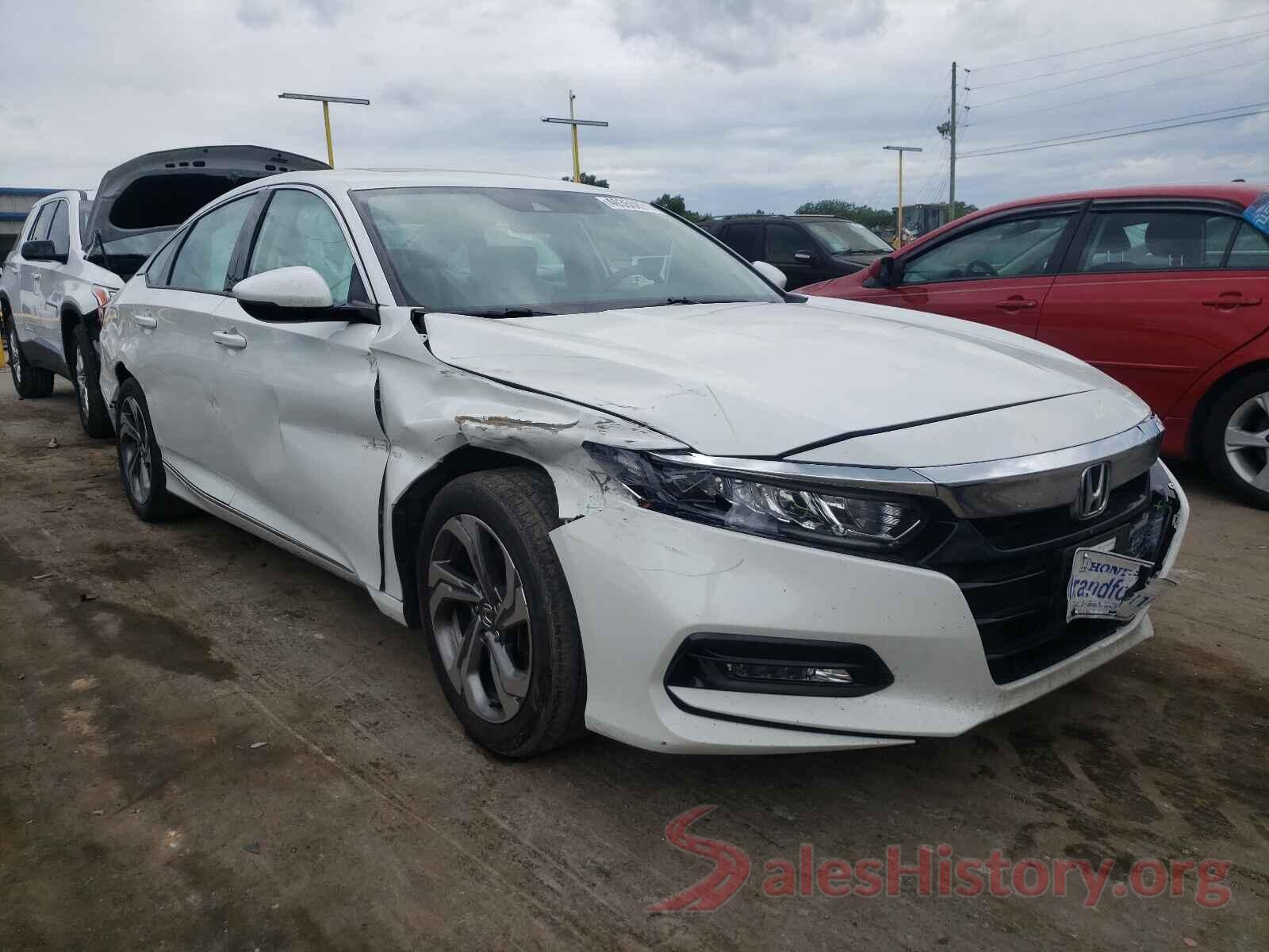 1HGCV1F52JA002918 2018 HONDA ACCORD