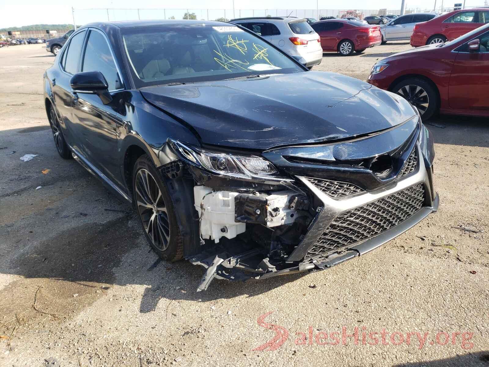 JTNB11HK8J3017514 2018 TOYOTA CAMRY