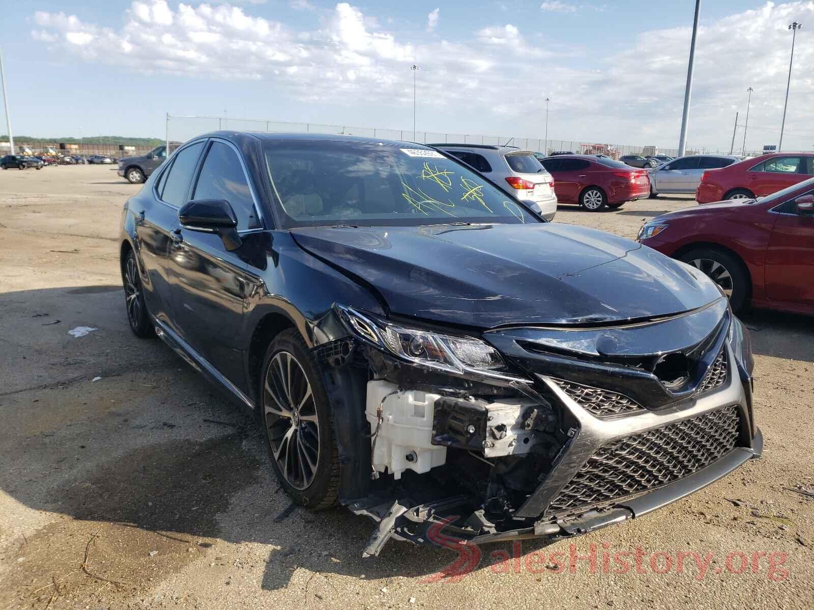 JTNB11HK8J3017514 2018 TOYOTA CAMRY