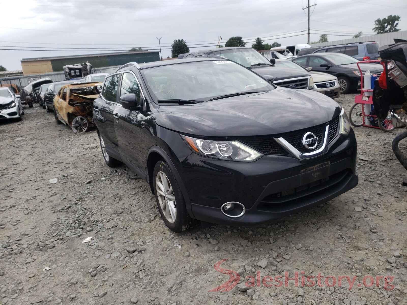 JN1BJ1CR5JW202498 2018 NISSAN ROGUE