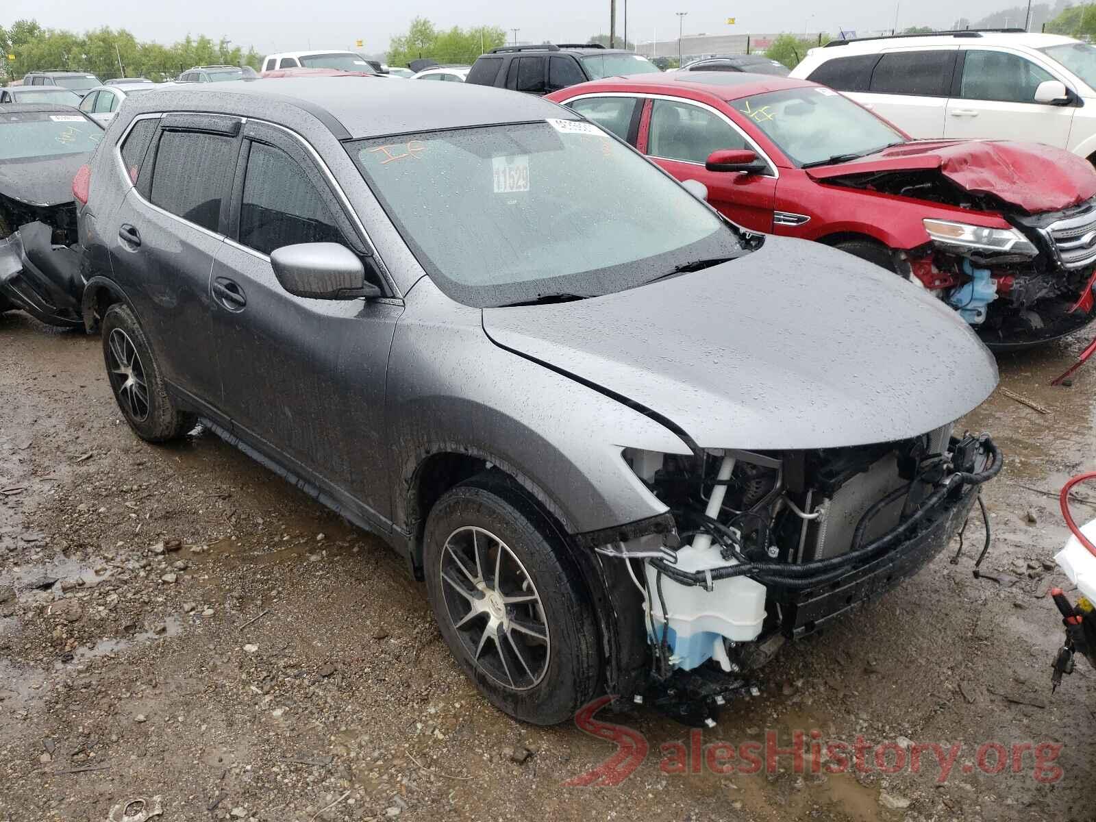 KNMAT2MT7JP561705 2018 NISSAN ROGUE