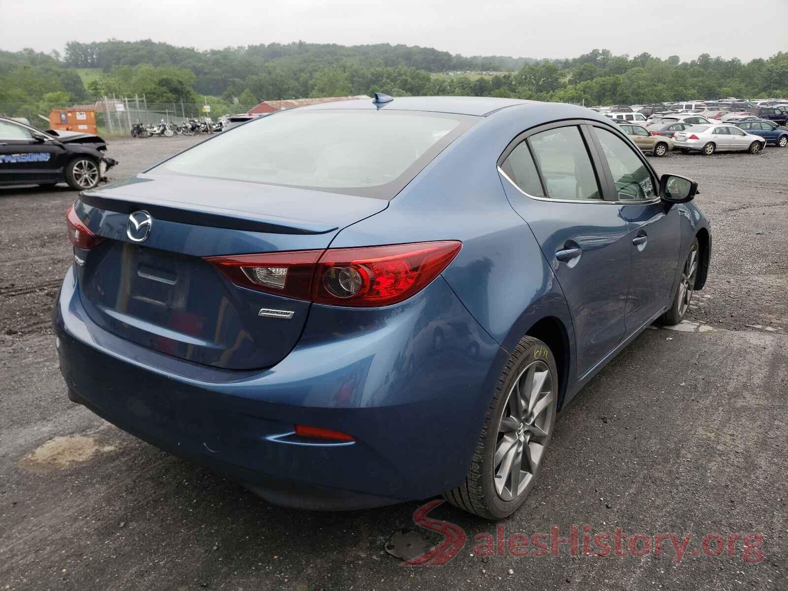 3MZBN1V32JM192889 2018 MAZDA 3