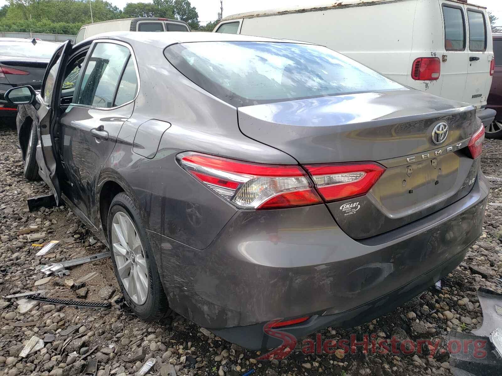 4T1B11HK2JU091280 2018 TOYOTA CAMRY