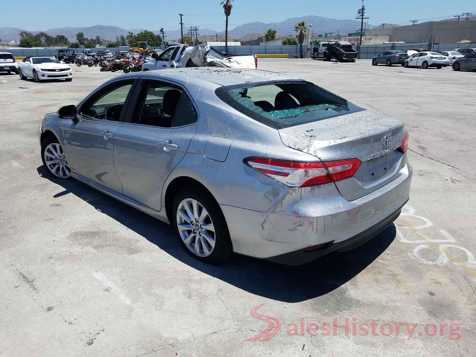 4T1B11HKXJU634620 2018 TOYOTA CAMRY