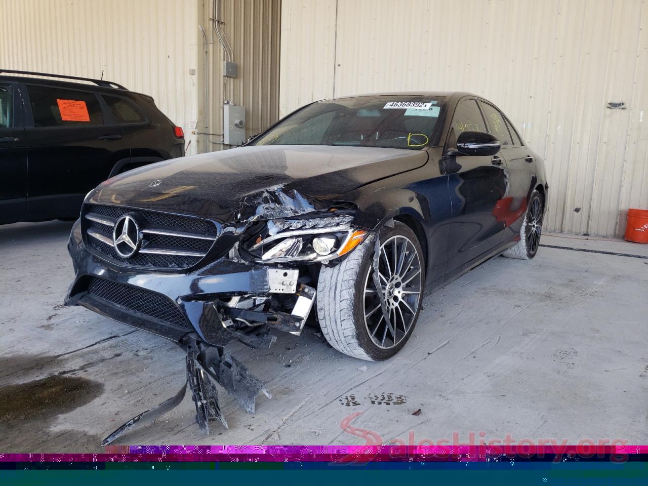 55SWF4JB1JU271344 2018 MERCEDES-BENZ C-CLASS