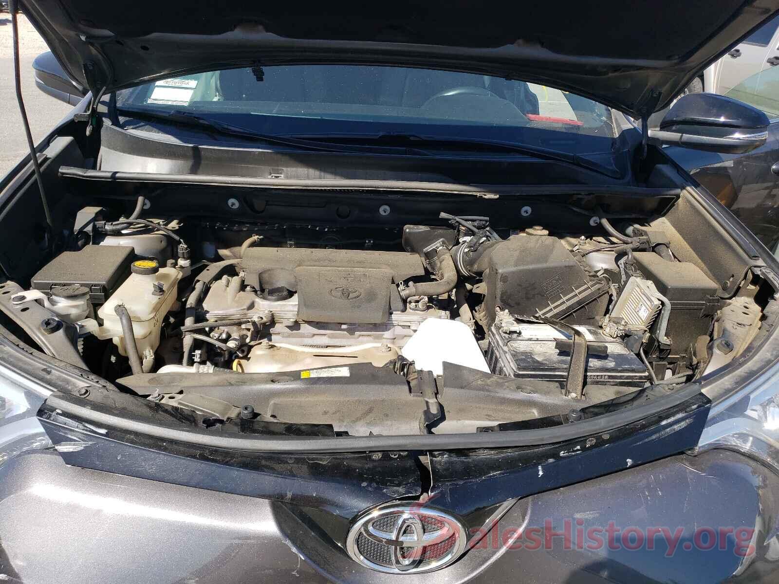 2T3NFREV1GW261124 2016 TOYOTA RAV4