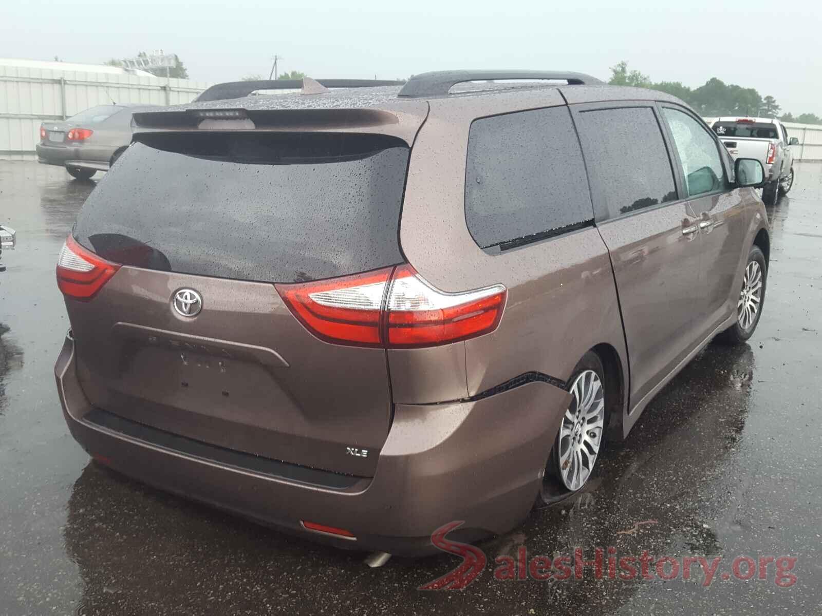 5TDYZ3DC0JS925942 2018 TOYOTA SIENNA