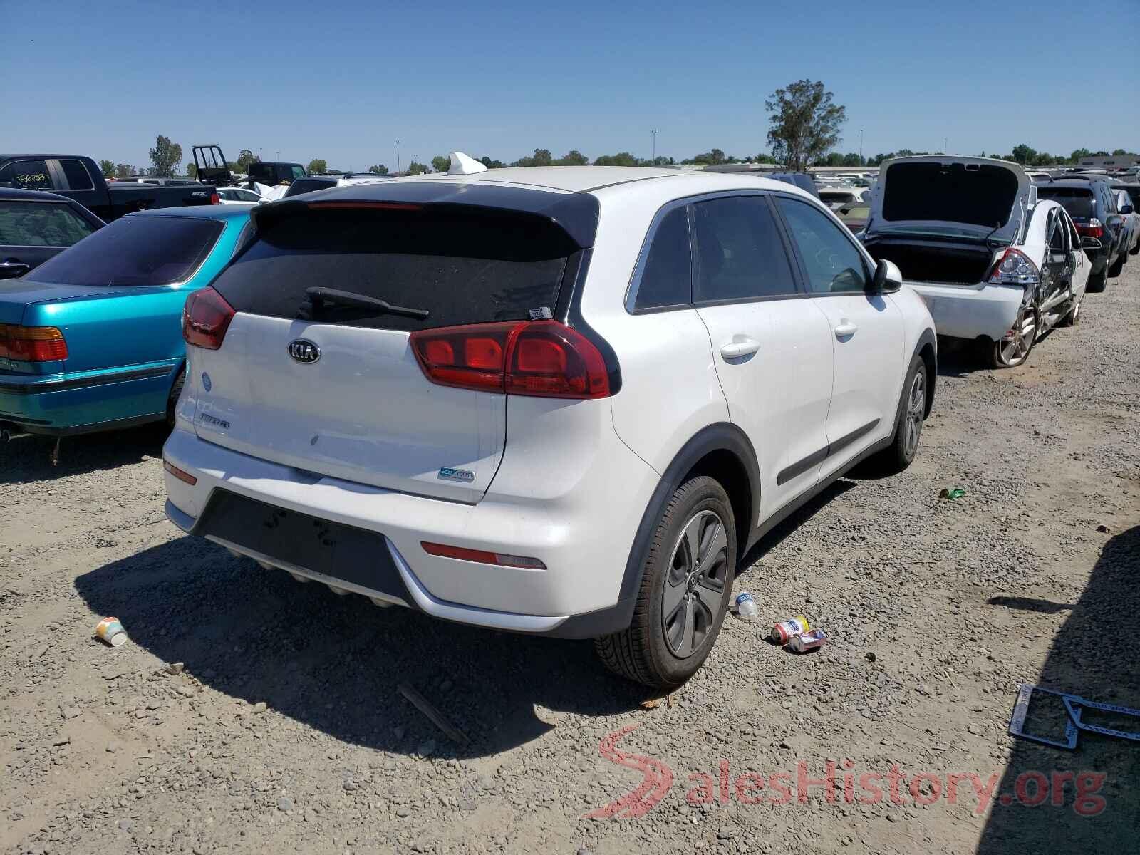 KNDCB3LC2H5078776 2017 KIA NIRO