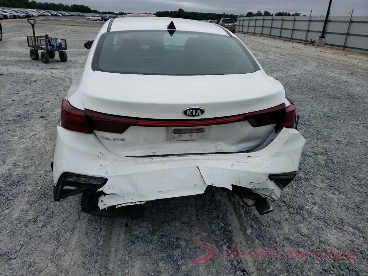 3KPF24AD8KE078811 2019 KIA FORTE