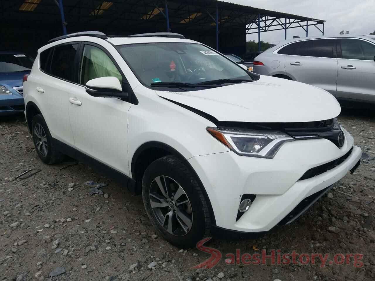 JTMWFREV5JJ177978 2018 TOYOTA RAV4