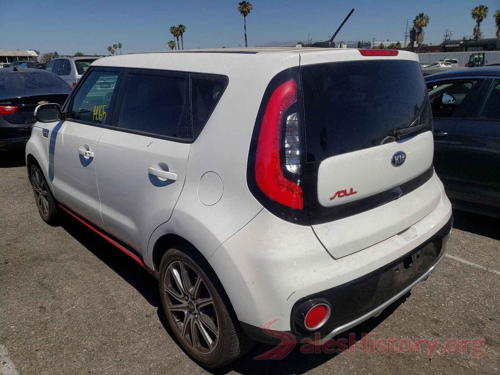 KNDJX3AA1J7581333 2018 KIA SOUL