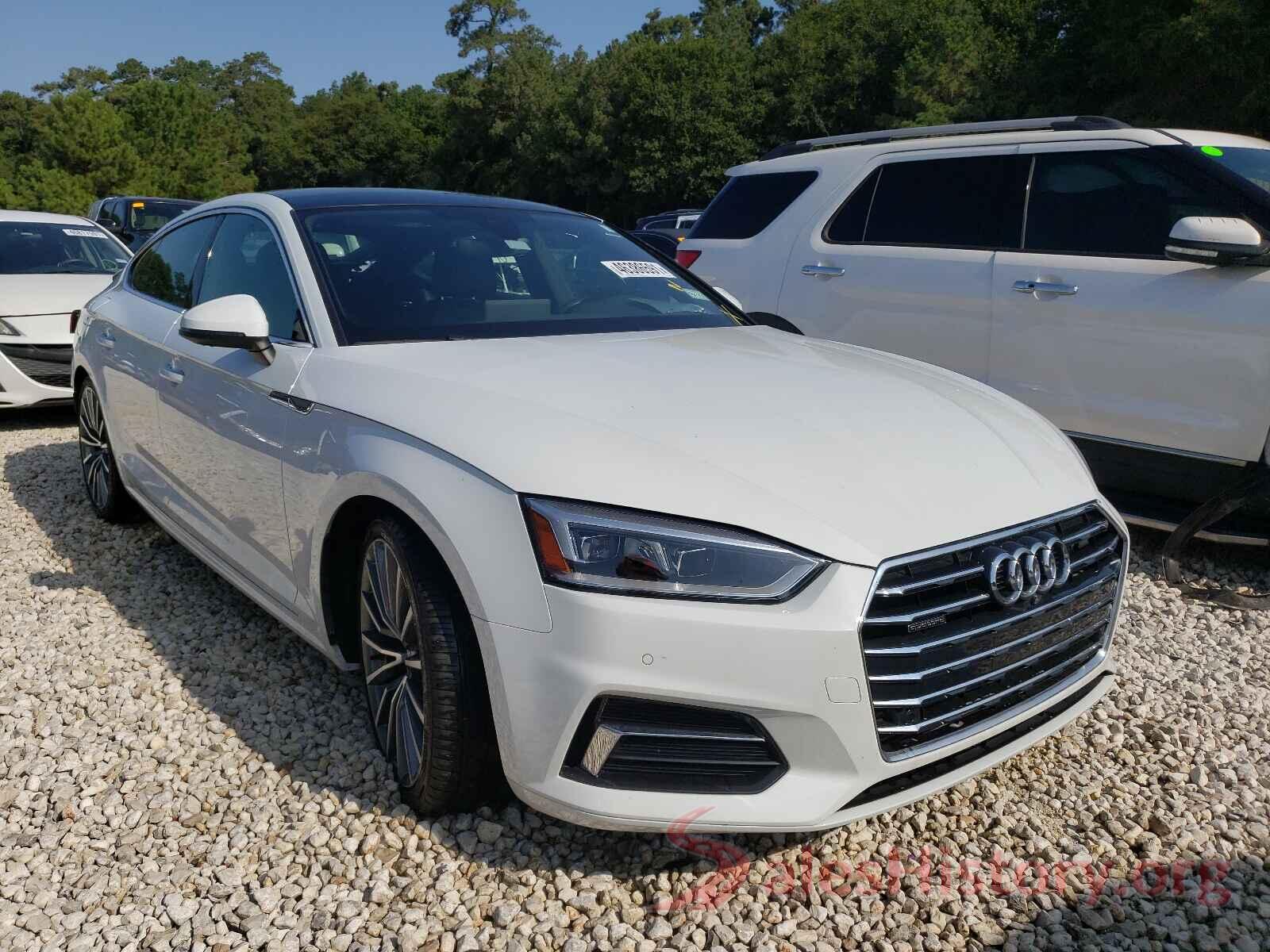 WAUCNCF5XJA009266 2018 AUDI A5