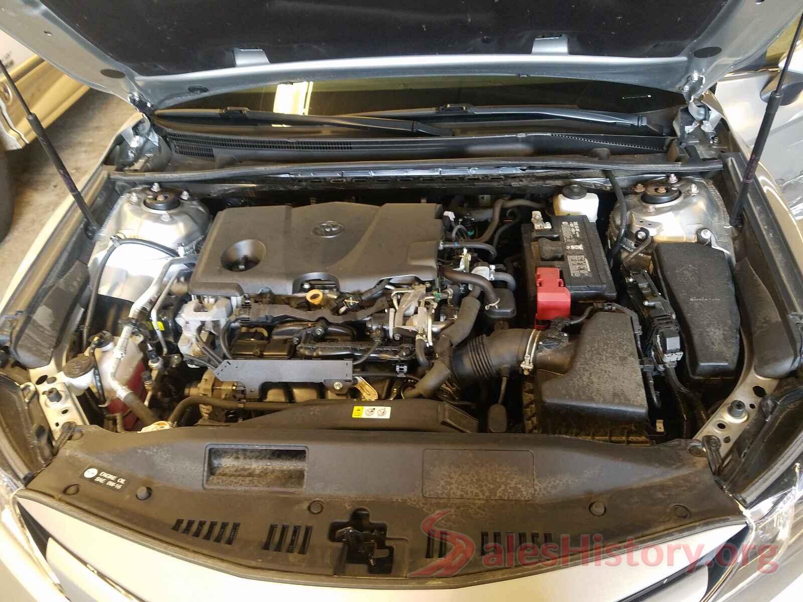 4T1B11HK3JU118812 2018 TOYOTA CAMRY