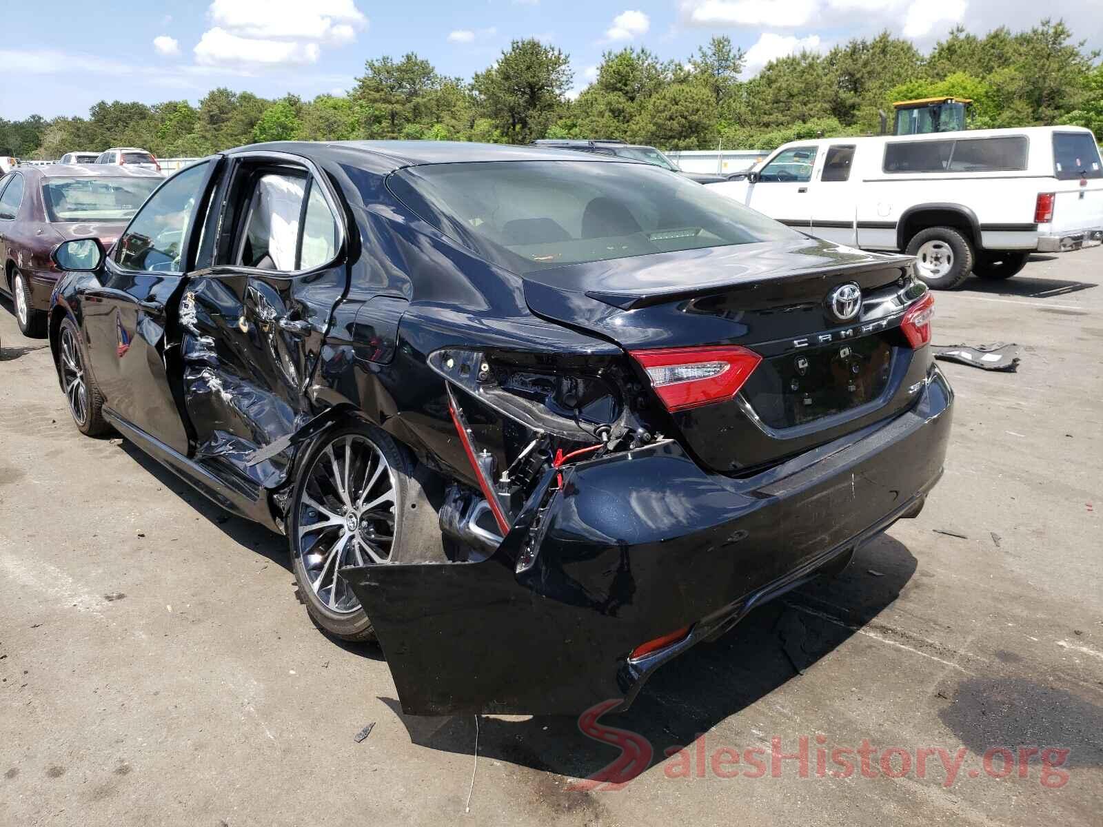 JTNB11HK7J3051654 2018 TOYOTA CAMRY