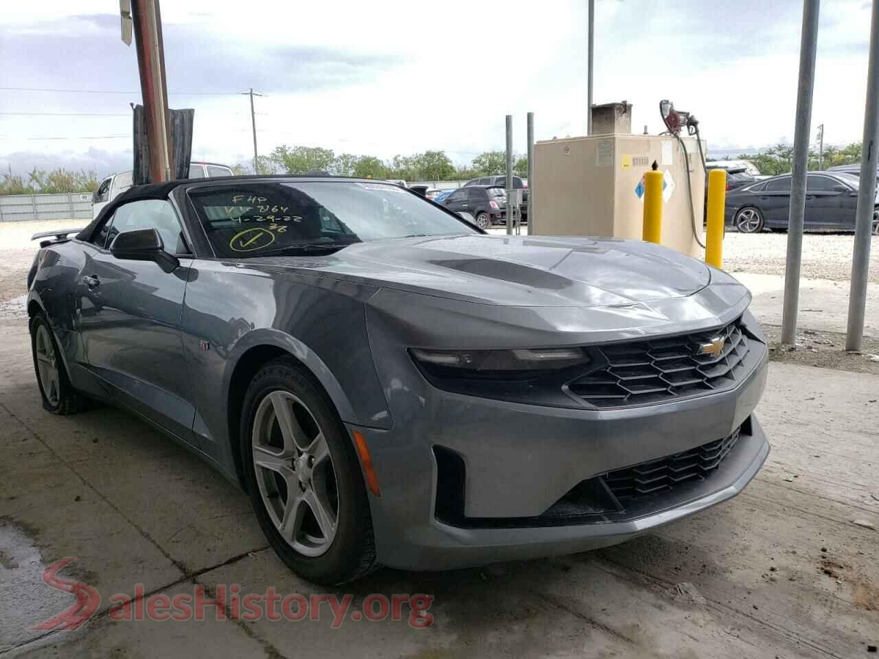 2020 CHEVROLET CAMARO VIN 1G1FB3DX7L0128164, auction photo