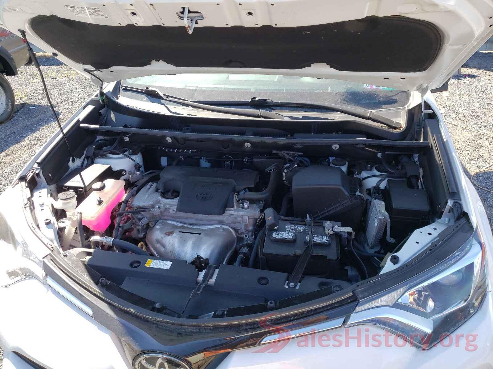 2T3ZFREVXHW364819 2017 TOYOTA RAV4