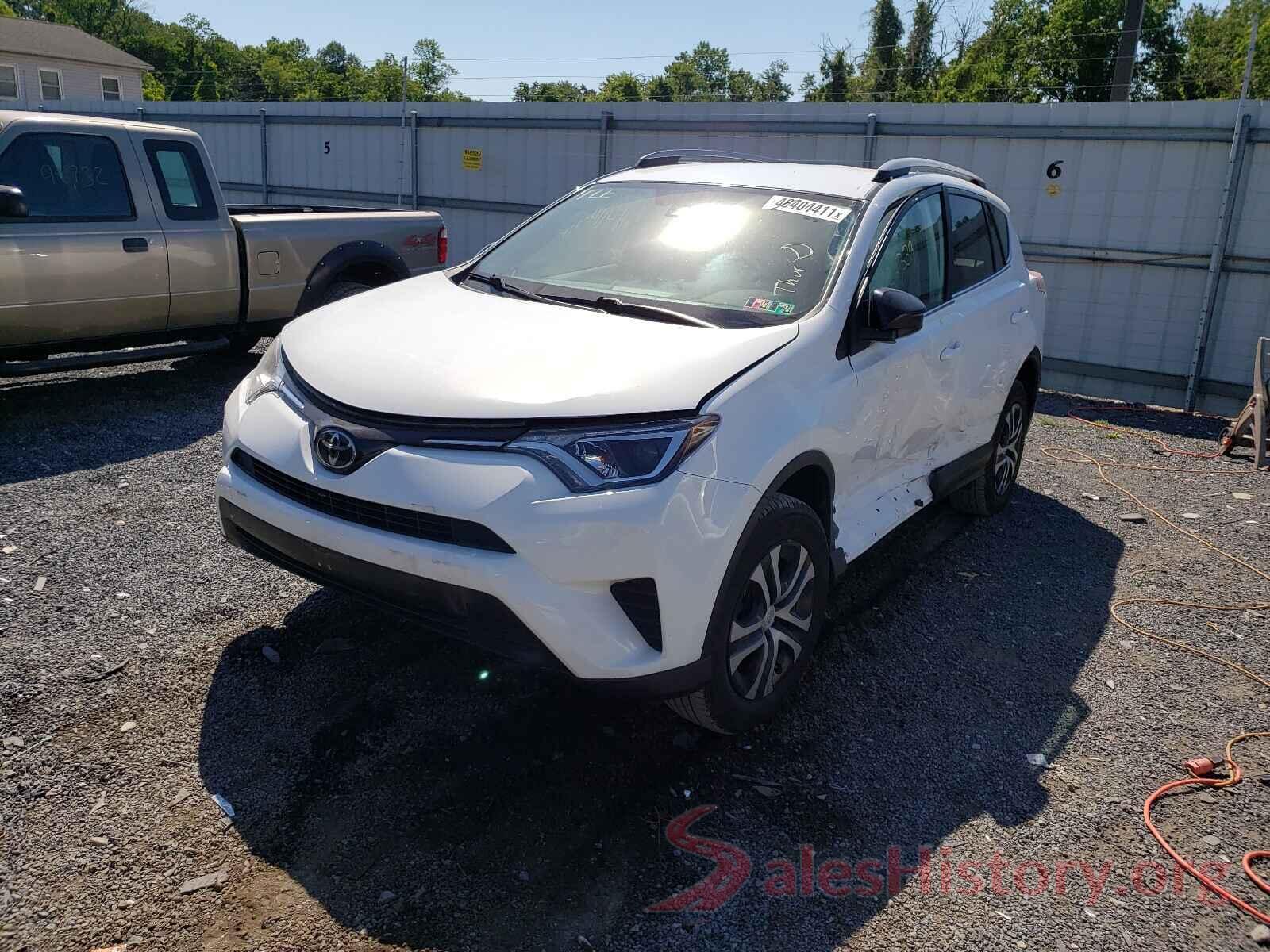 2T3ZFREVXHW364819 2017 TOYOTA RAV4